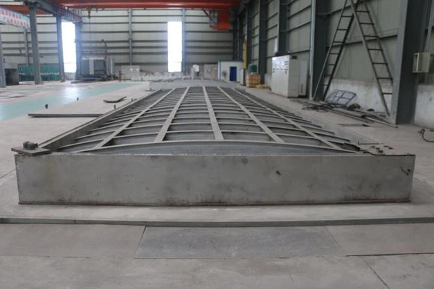 Bulk zirconium Clad Steel Plates